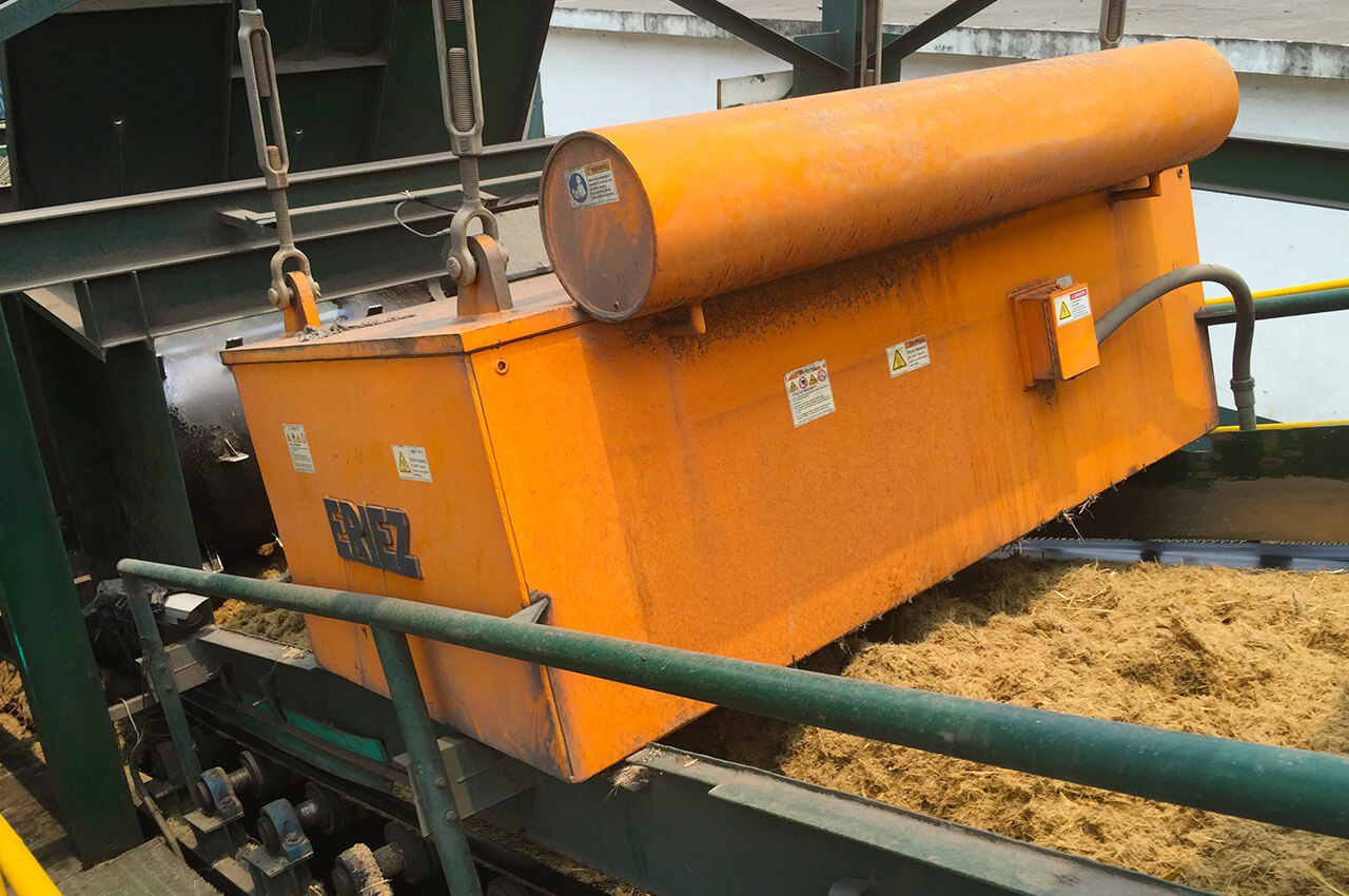 Electroimán Eriez sobre desfibradora